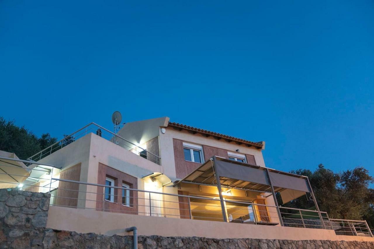 Messinian Sunset Villa Kalamata Esterno foto