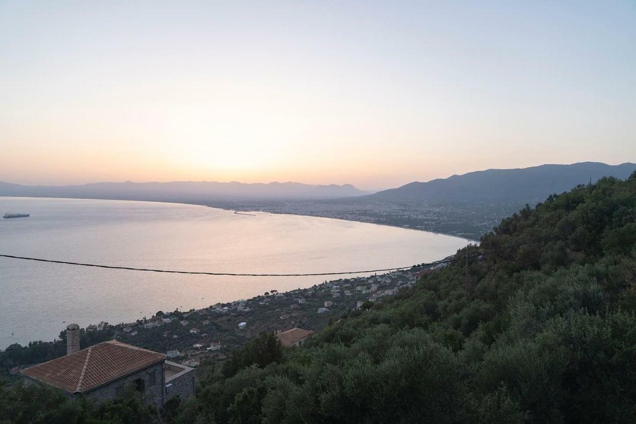 Messinian Sunset Villa Kalamata Esterno foto